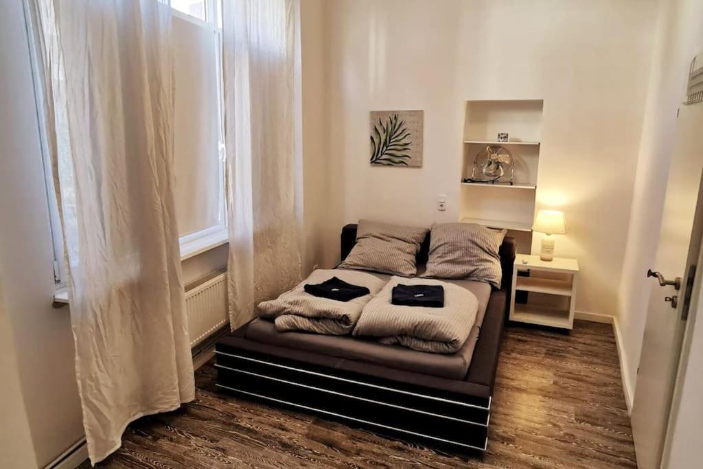6 Personen Ferienwohnung - In Der Innenstadt Wilhelmshaven Esterno foto